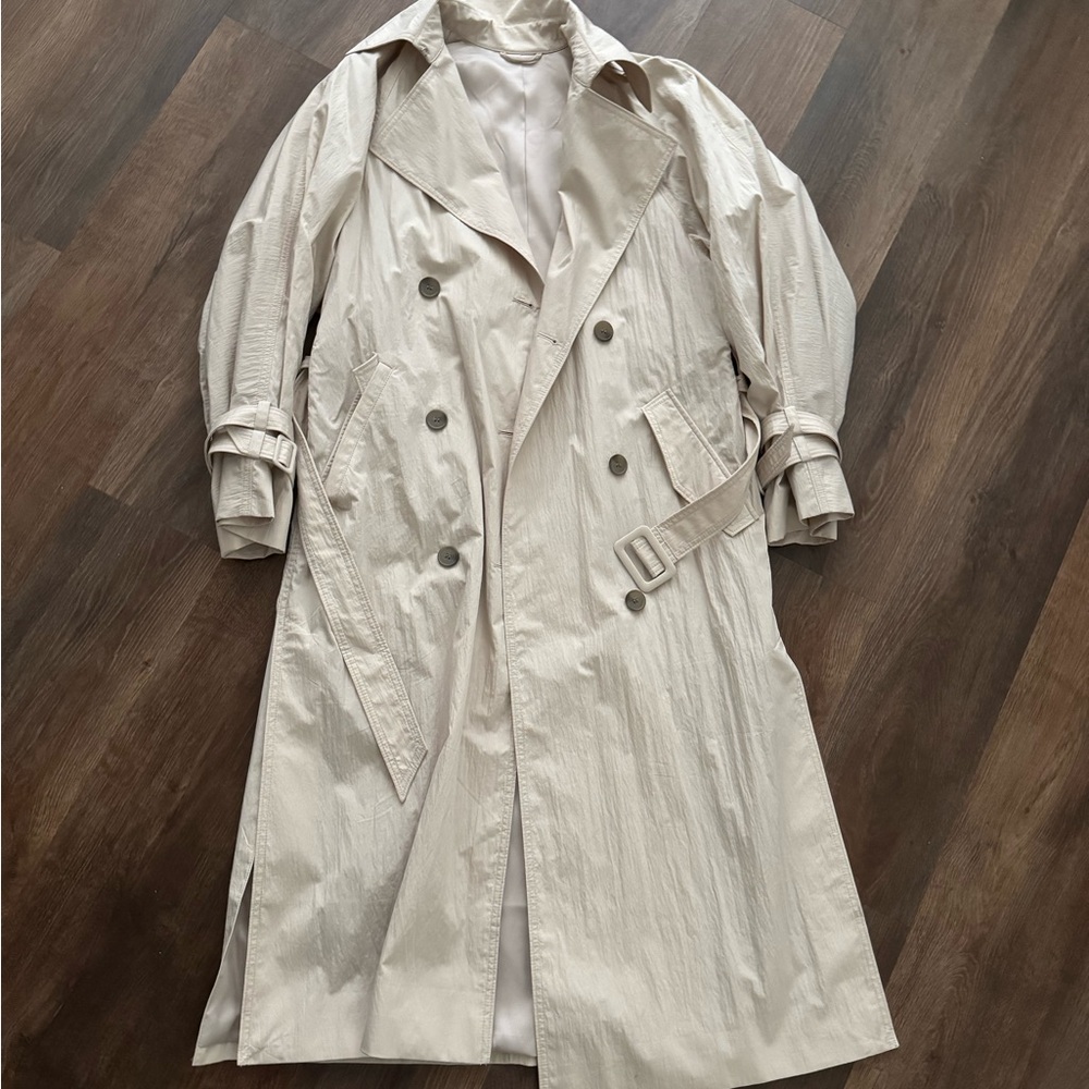 & Other Stories Cream Trench Coat with Puffed Sleeves